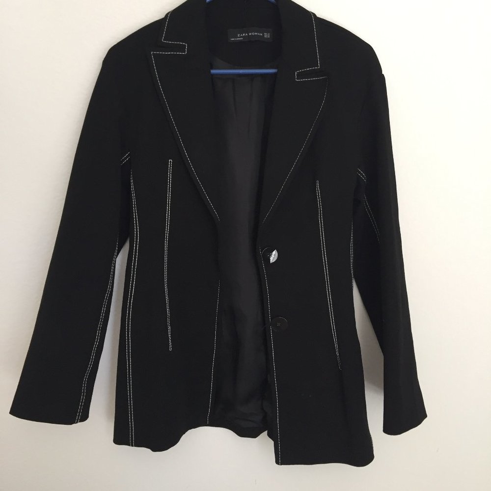 Zara woman black blazer white stitch size XS